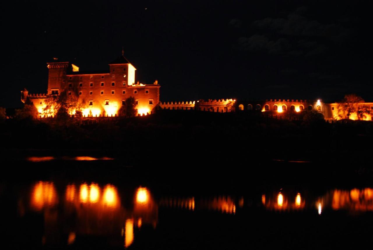 Castell De Riudabella Apartment Vimbodi I Poblet ภายนอก รูปภาพ