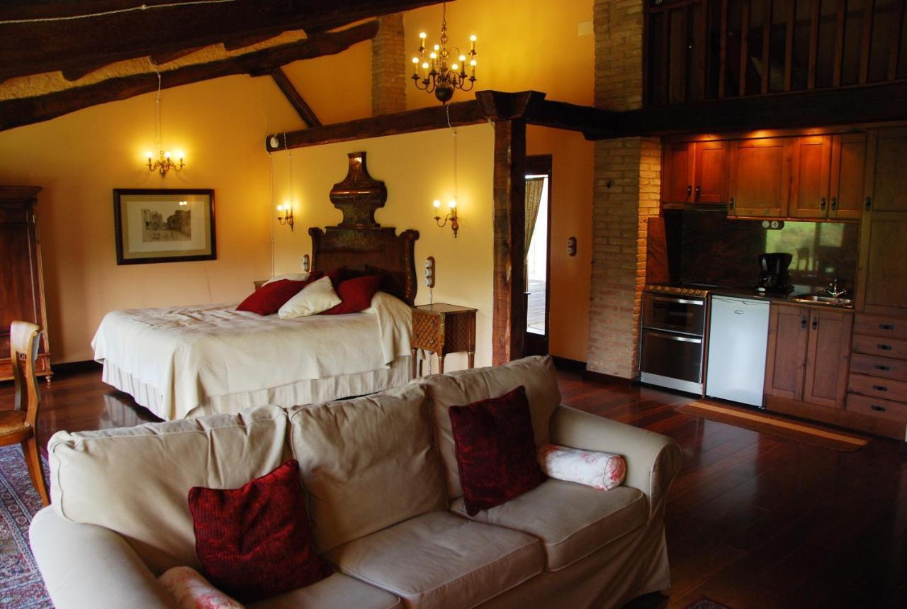 Castell De Riudabella Apartment Vimbodi I Poblet ภายนอก รูปภาพ
